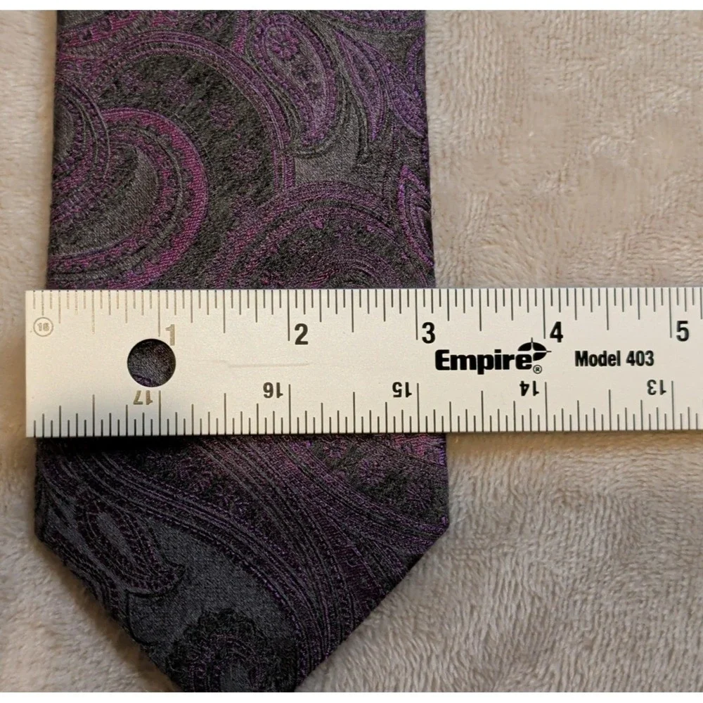 VIV‎ Handmade Italy Silk Tie Gray Purple Paisley Designer Necktie 58x3.25